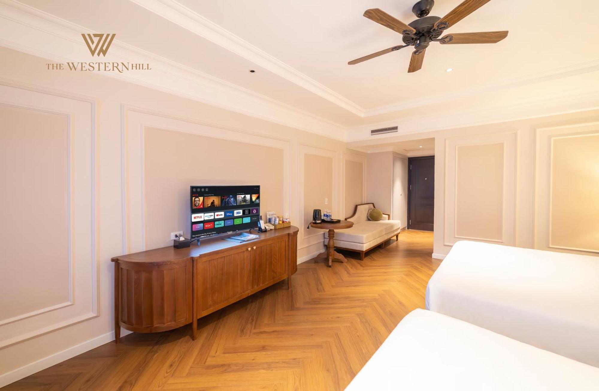 The Western Hill Dalat Hotel Zimmer foto